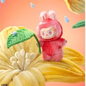 Sealed Big into Energy Vinyl Plush Love Labubu Pop Mart